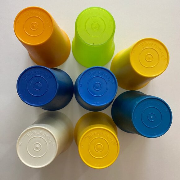 Vintage Tupperware Plastic Tumbler Cups - Picture 4 of 5